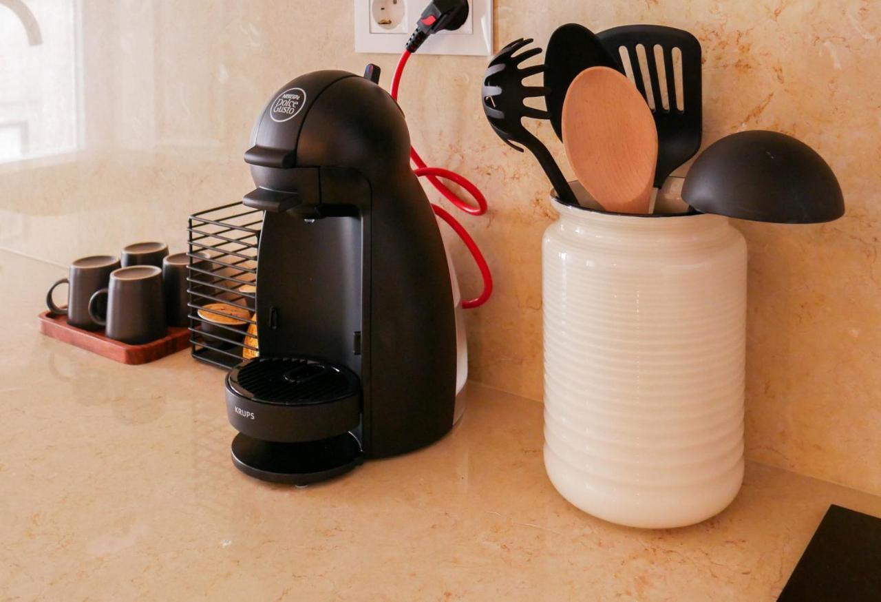 Sunny And Stylish Apartment - 11 Min To The Center Lisboa エクステリア 写真